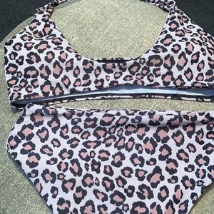 Leopard bikini